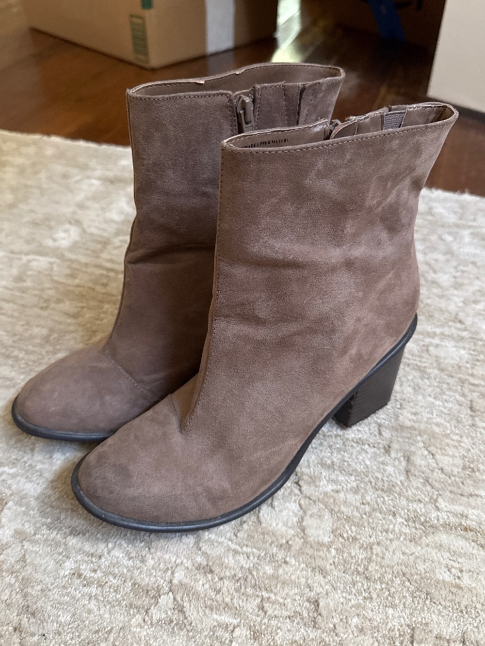 Restricted Size 8 Brown Leather Boots